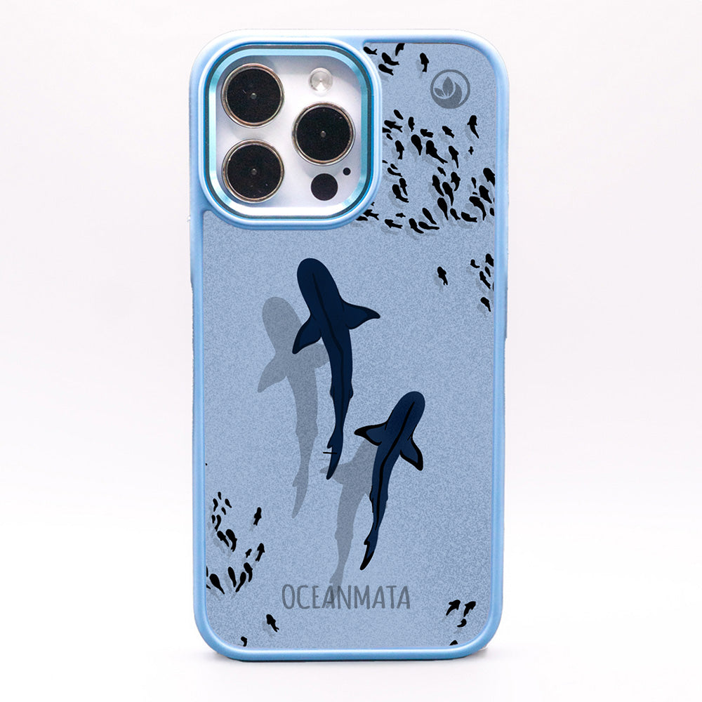 iPhone 15 pro hoesje - Shark blue - "Into the blue" duurzaam
