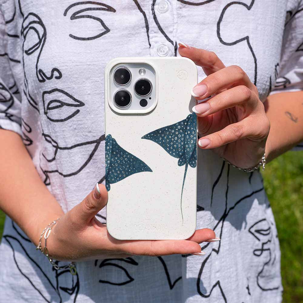 iPhone 13 pro Hülle - Ray weiß - "RayDance" - nachhaltig