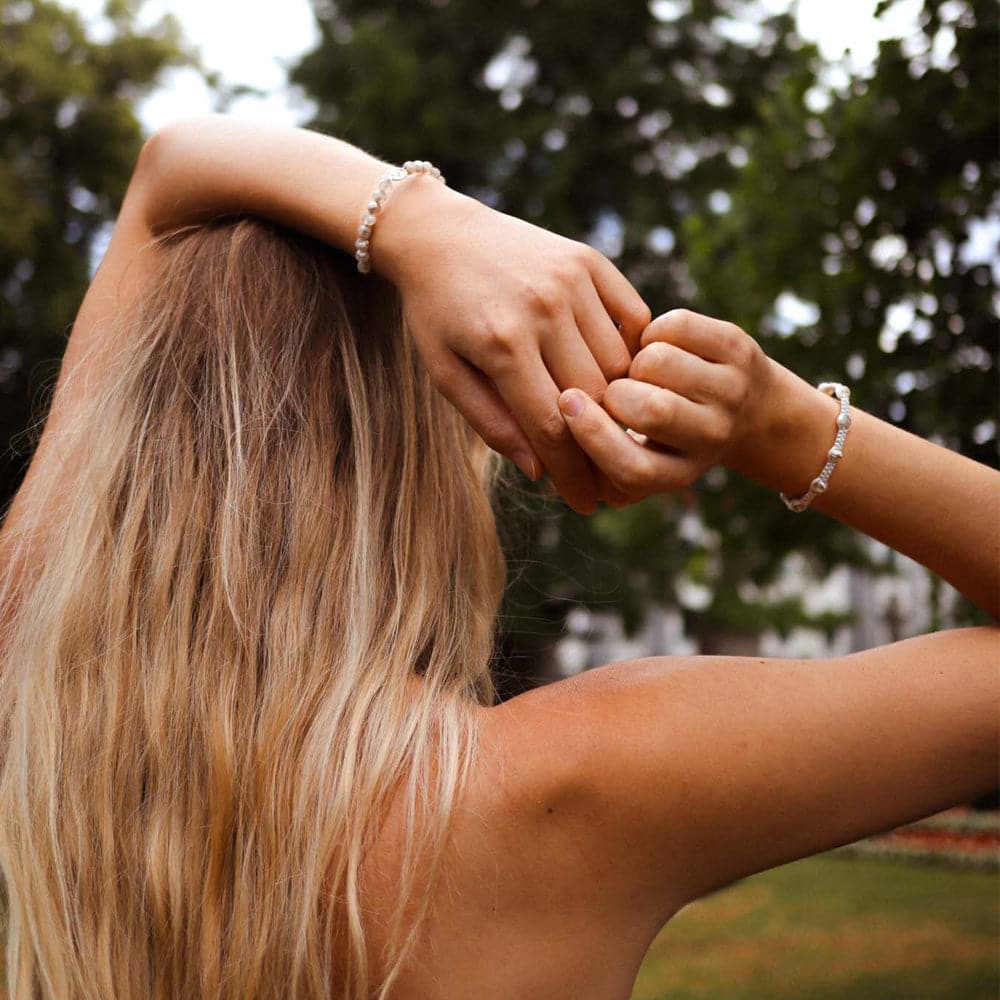 Armband wit "MANTA"
