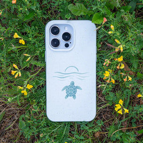 iPhone 11 pro Hülle - weiß - "Into the Sun" - nachhaltig