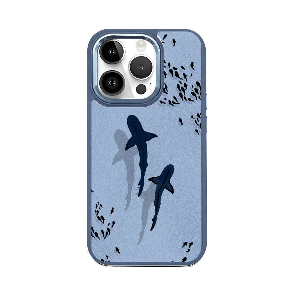 iPhone 14 pro max hoesje - Haaienblauw - "Into the blue" duurzaam