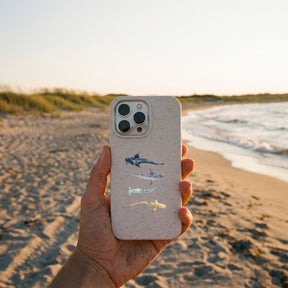 Biologisch abbaubare Handyhülle iPhone 12 pro / iPhone 12 Sharkproject — kompostierbar — in der Hand